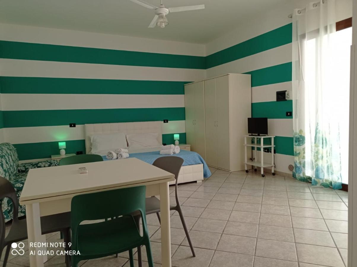 Corte Nel Borgo Apartment Минервино ди Лече Екстериор снимка